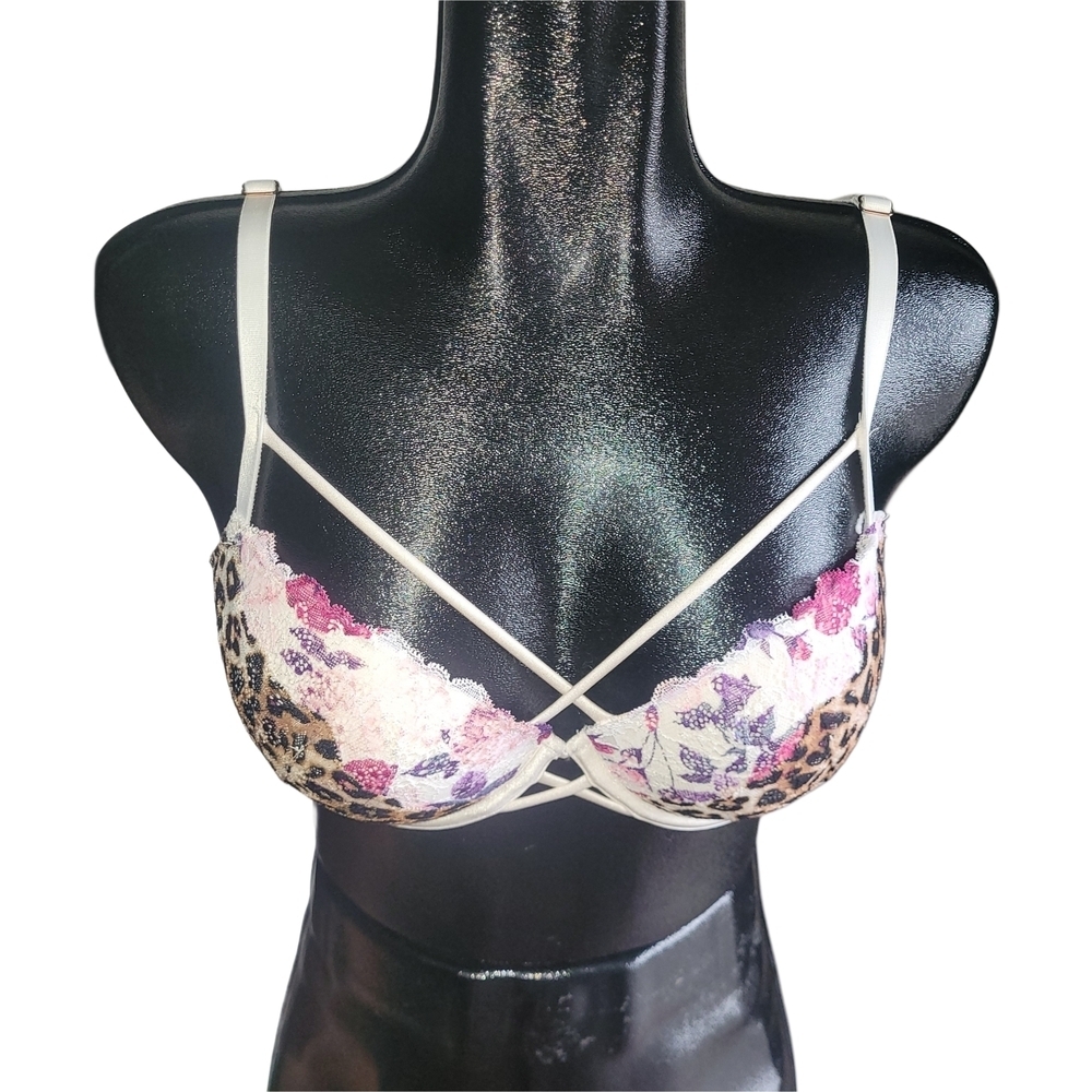 Pink Victoria Secret Leopard Print Lace Bra In Pink and White Size 36C